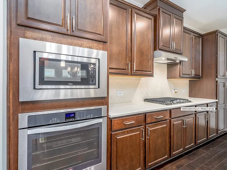 1405 Catch Fly Ln — Photo 7