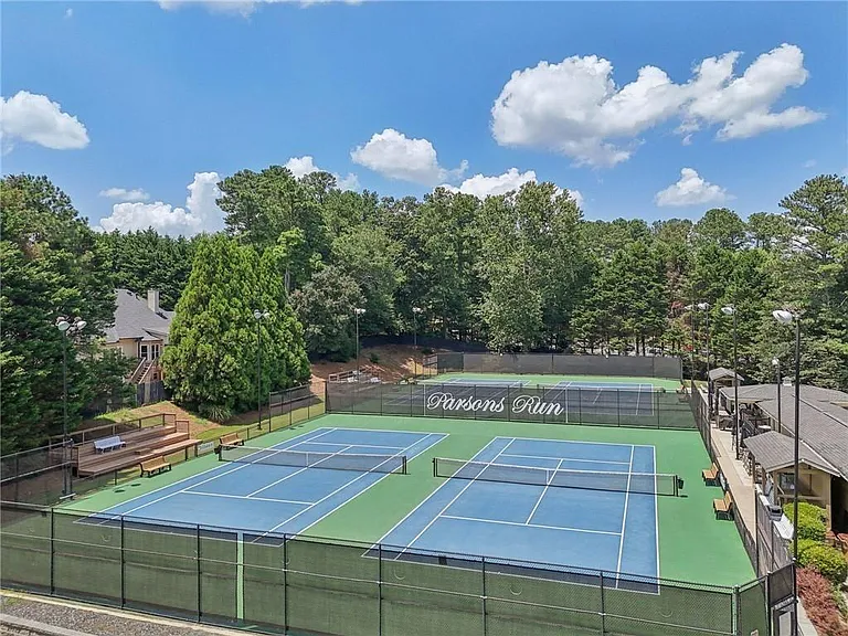 5525 Hampstead Way — Photo 60