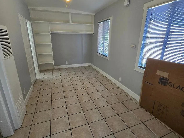 2406-2408 2410 Fernleaf St — Photo 3