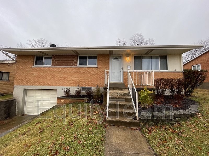 1st image of 3227 Blueacres Dr