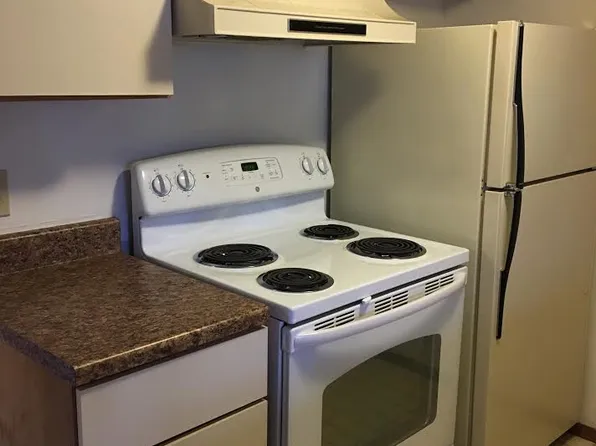 230 Mount Hope Ct, Lawrence, KS