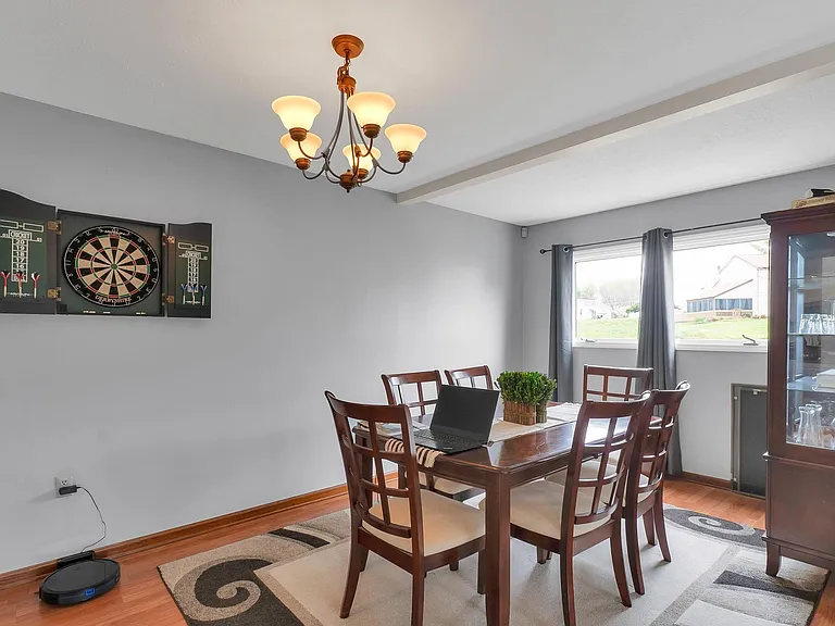 1060 Pebble Dr — Photo 8