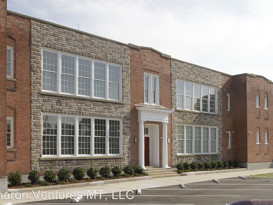 2nd image of 423 Plum St APT 108