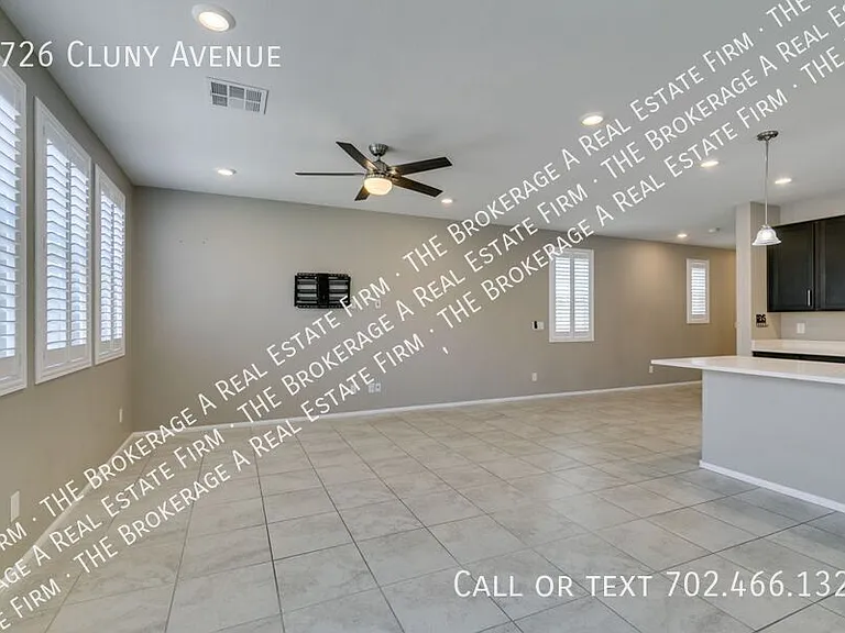 9726 Cluny Ave — Photo 10