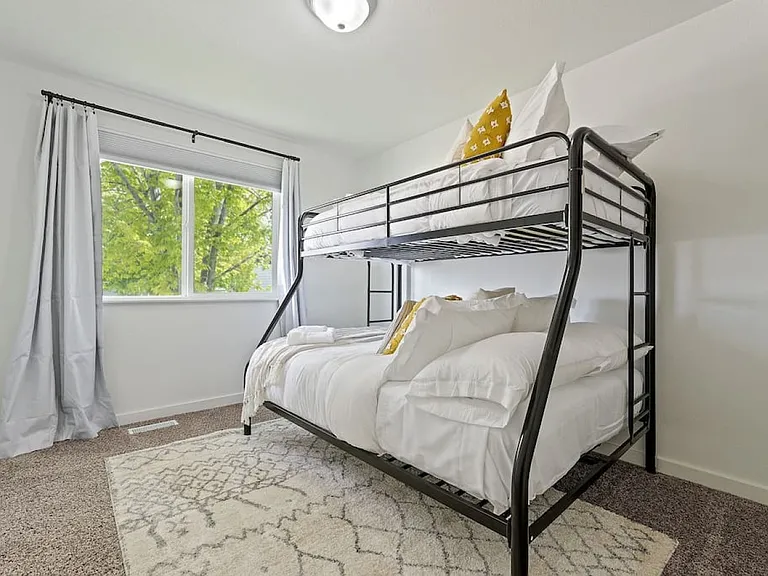 4795 S Maverick Way — Photo 33