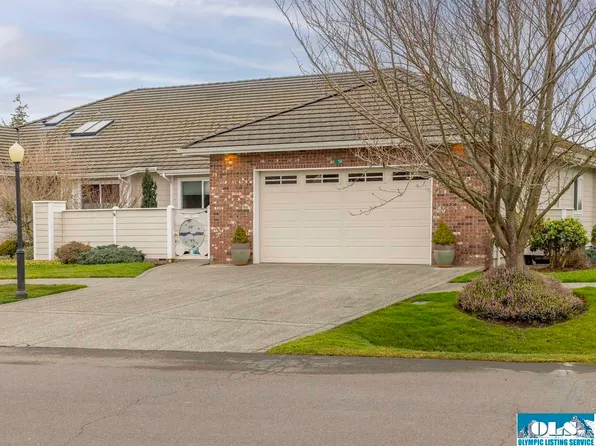 50 Cascadia Loop, Sequim, WA 98382