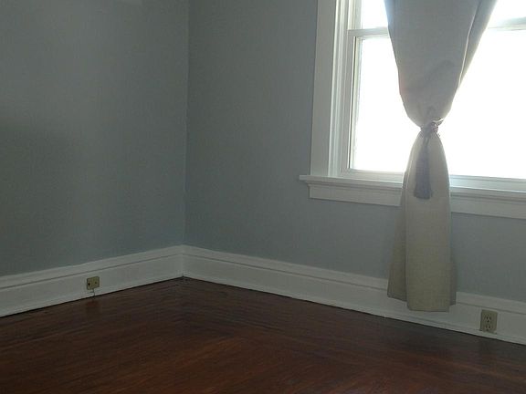 3rd image of 4208 Marburg Ave