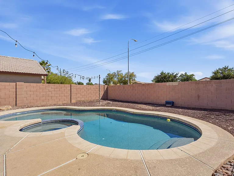 2033 N 107th Dr — Photo 32