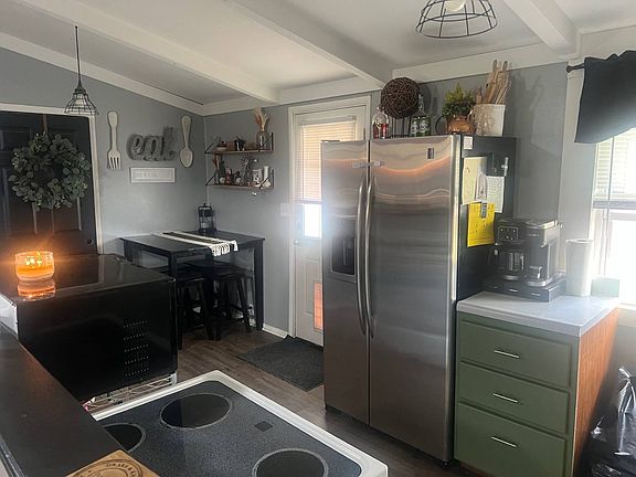 5th image of 506 Bobcat Ave