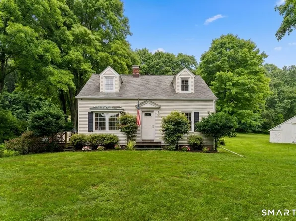 29 Poverty Hollow Road, Newtown, CT 06470