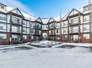 250 New Brighton Vlg SE #104, Calgary, AB T2Z 0T8