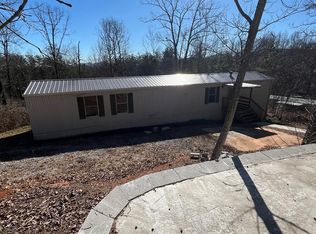 187 Oak Ridge Dr, Cleveland, GA 30528