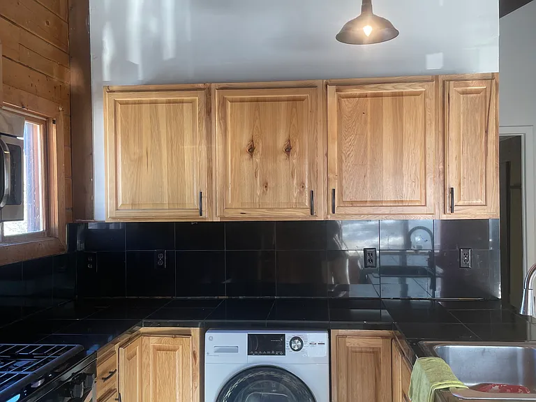 Very large open kitchen! New stainless appliances.