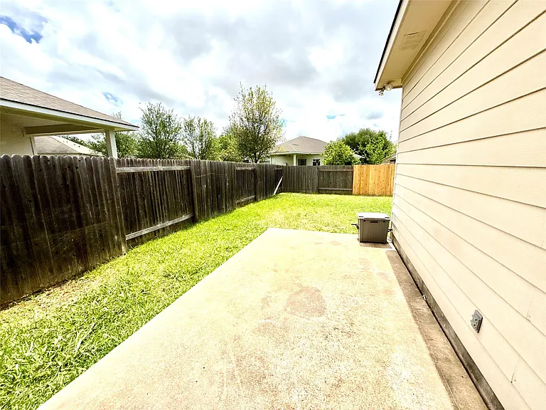 1713 Bowerton Dr — Photo 15