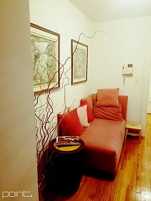 Rented by Point NYC | media 12