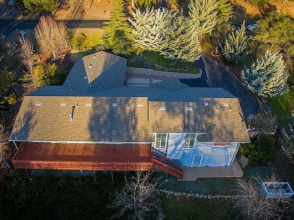 2nd image of 20920 Apple Valley Dr