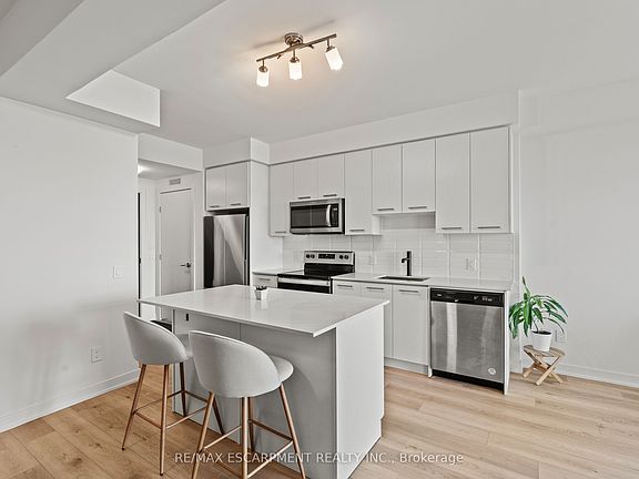 4th image of 385 Winston Rd #1110