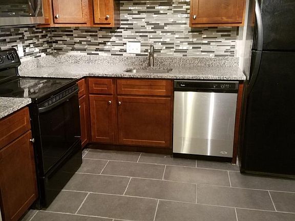 4th image of 4355 Maryland Ave APT 104