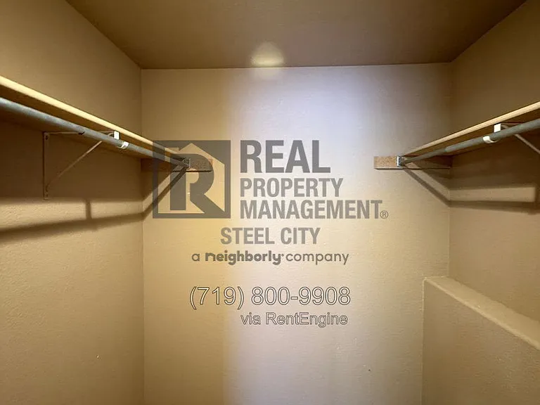 996 S Palomar Dr — Photo 13