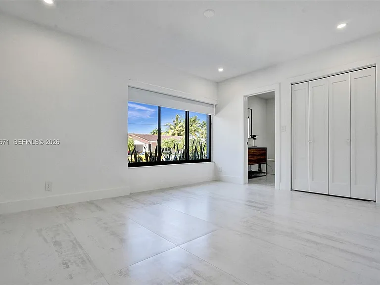 3010 NE 46th St — Photo 30