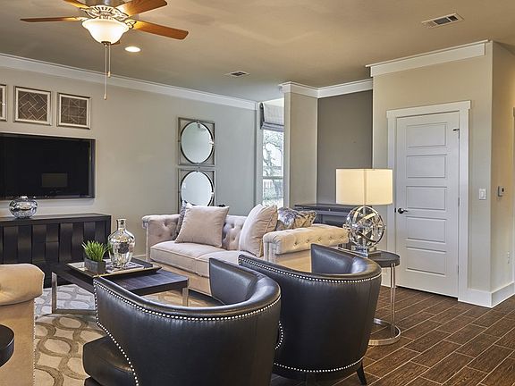 Model Representation - Great Entertaining Space