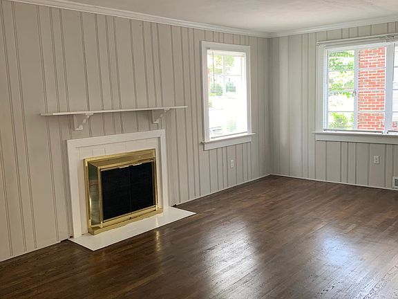 3rd image of 726 Hollywood St