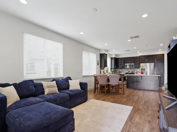 5659 Daylily St, Newark, CA 94560