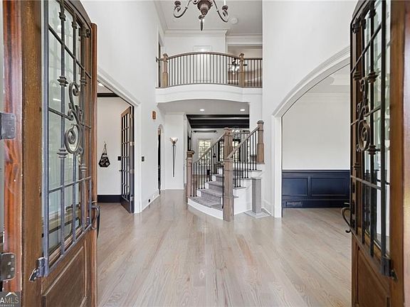 4th image of 2885 Manor Bridge Dr