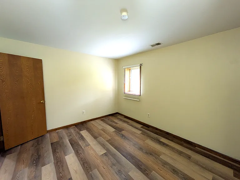 599 Echo Ct — Photo 17