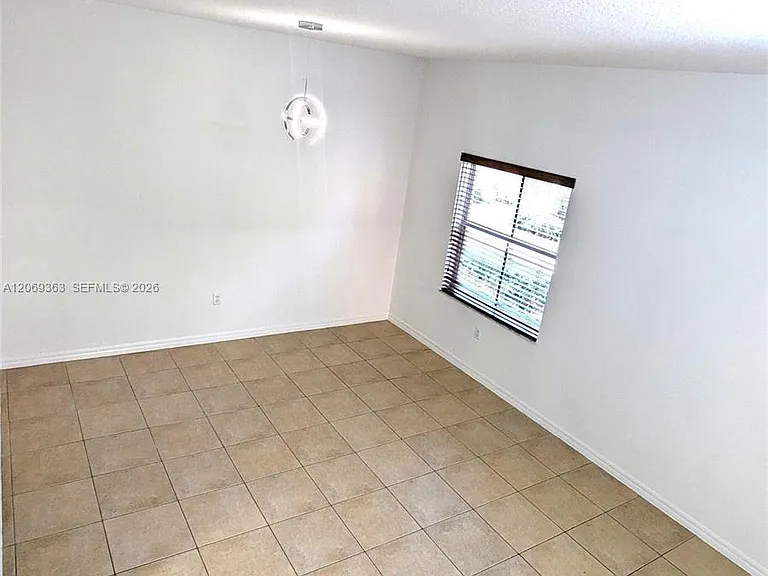 10645 SW 8th St #2406 — Photo 4