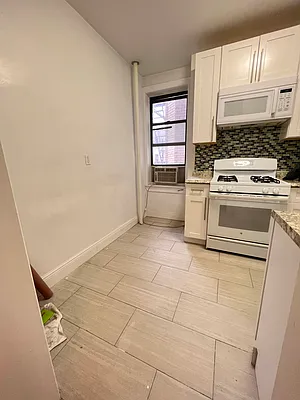 Rented by Contact Realty | media 13