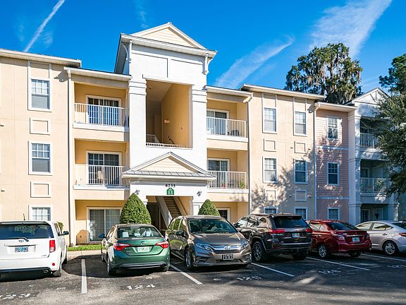 2nd image of 8235 Lobster Bay Ct #1-302