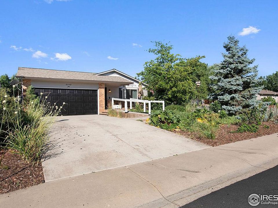 1st image of 2249 Ayrshire Dr