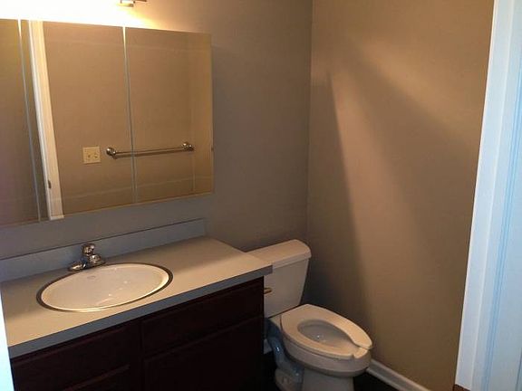 5th image of 1300 Weathervane Ln Unit 2i