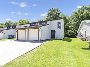6300 Forest Park Dr, North Ridgeville, OH 44039