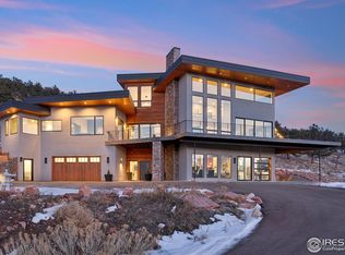 818 Mountain View Dr, Lyons, CO 80540