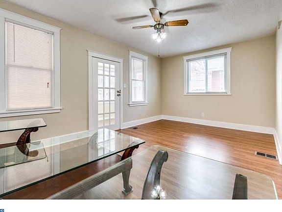 5th image of 207 1/2 Matthes Ave