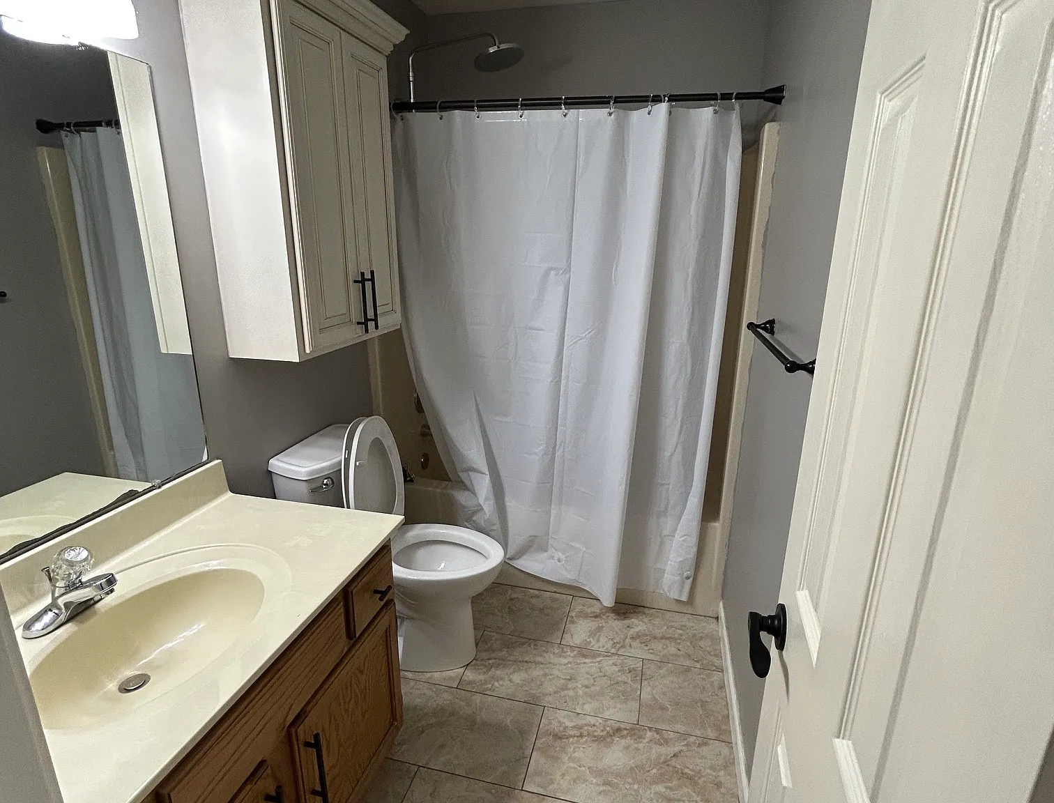 3 bed, 1148 sqft, $1,550 — Photo 2