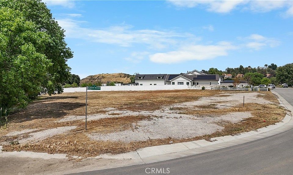 1st image of 24925 Cindy Rd #1