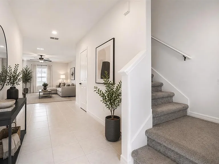 6335 Ten Acre Ct — Photo 2