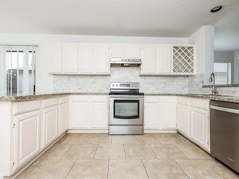 1511 Bradney Dr — Photo 14