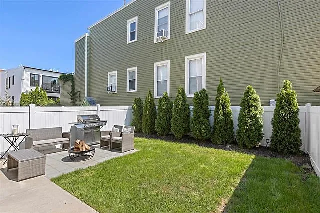 2602 Palisade Ave #1 — Photo 38