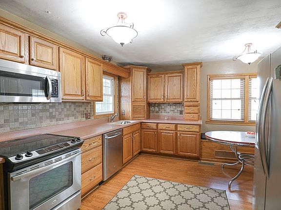 5th image of 1352 Juniper Ave