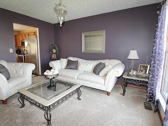 5th image of 8957 Coral Canyon Cir