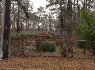 576 Hillcrest Rd, Lilburn, GA 30047