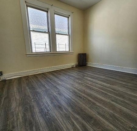 3rd image of 668 Clarkson Ave #4