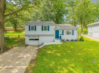7929 NE 55th St, Kansas City, MO 64119