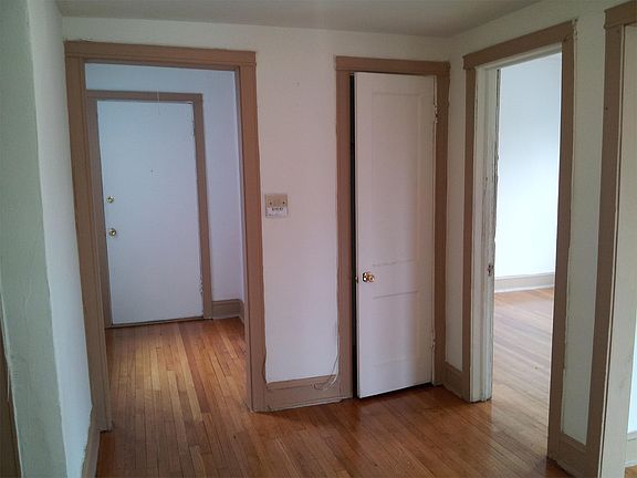 Hallway to 1st Bedroom