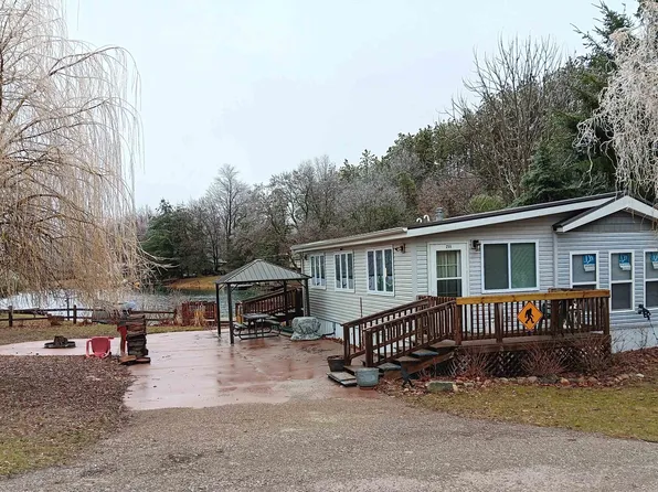 2221 Grass Lake Ave #255, Lake, MI 48632