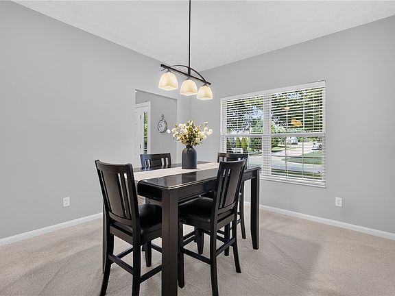 4th image of 9128 Glenridge Blvd